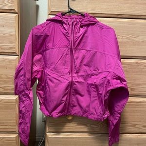 Lululemon windbreaker, water resistant